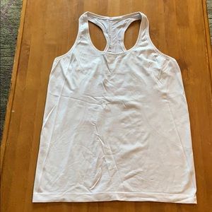 Lululemon Swiftly Tech Racerback